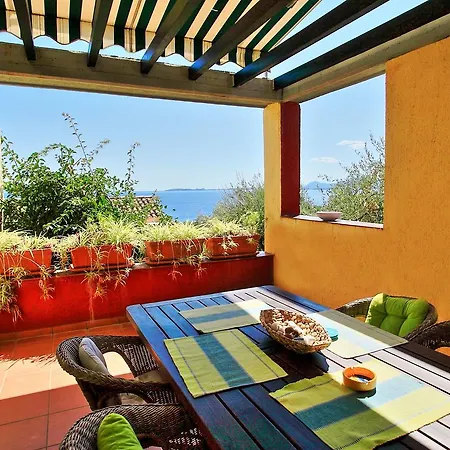 Vista Mare Tina *